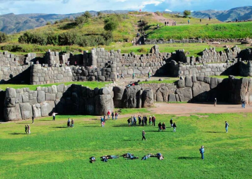 arquitectura-incaica-Sacsayhuamán