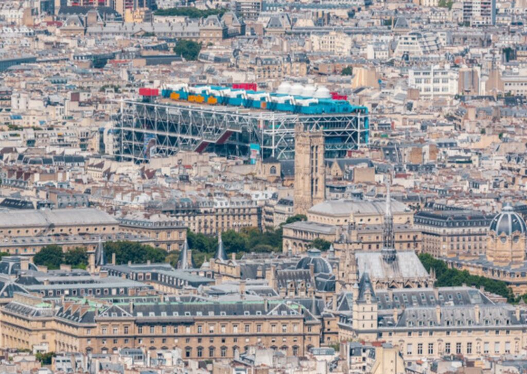 arquitectura-moderna-Centro-Pompidou-París-Francia