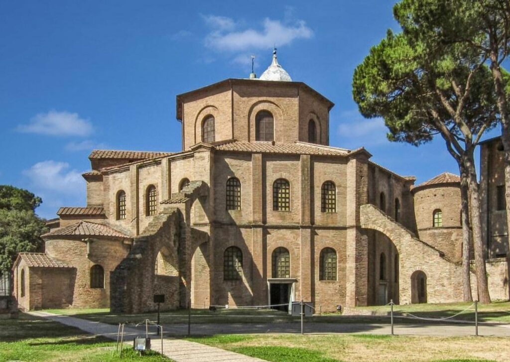 Arquitectura-bizantina-Iglesia-de-San-Vital-de-Rávena