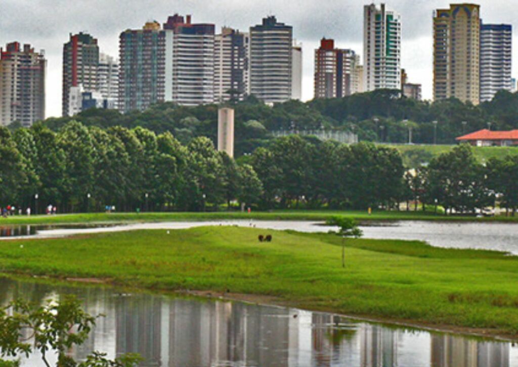 arquitectura-Urbana-Curitiba-Brasil